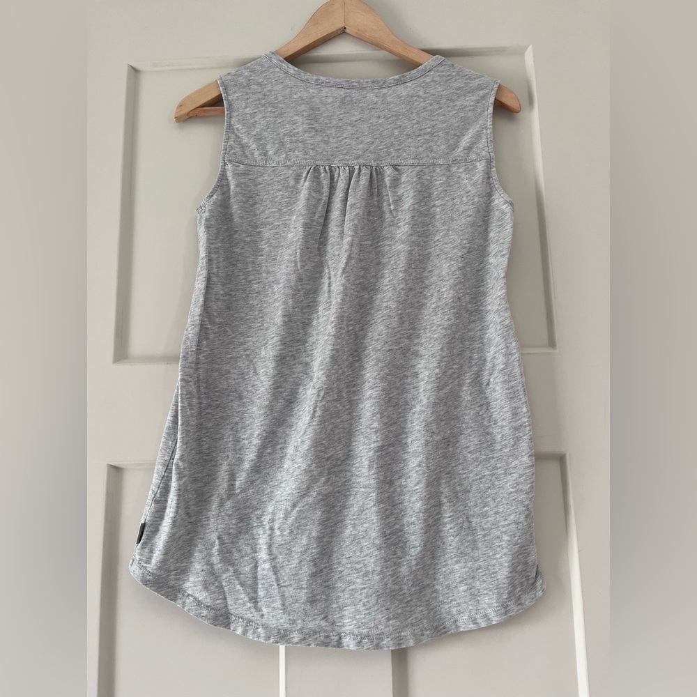 Eddie Bauer Heather Gray Sleeveless V-Neck Tank - Picture 2 of 5